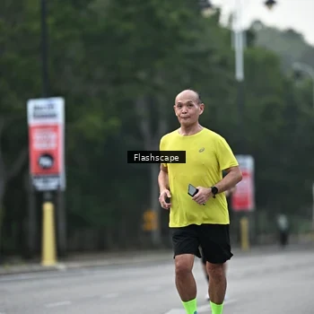 Runner Photo 8366078