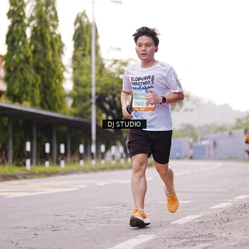 Runner Photo 8366086