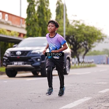 Runner Photo 8366088