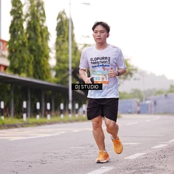 Runner Photo 8366089