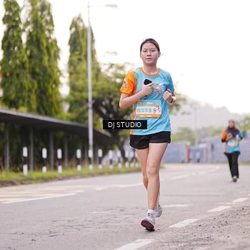 Runner Photo 8366094
