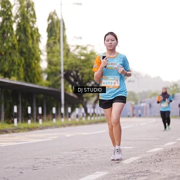 Runner Photo 8366098