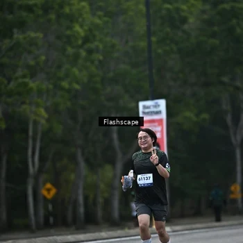 Runner Photo 8366117