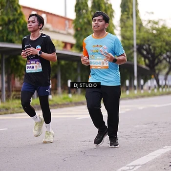 Runner Photo 8366126