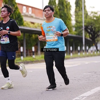 Runner Photo 8366131