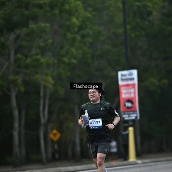 Runner Photo 8366135