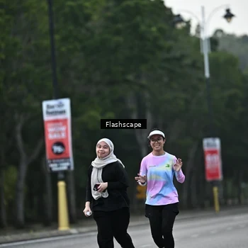 Runner Photo 8366154