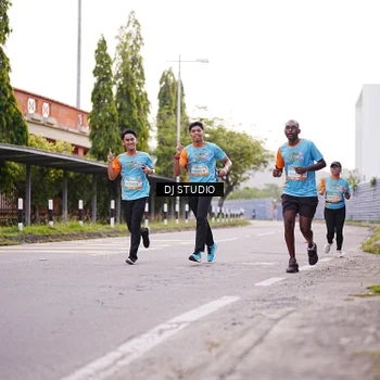 Runner Photo 8366183