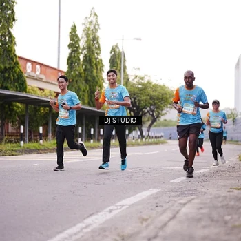 Runner Photo 8366188