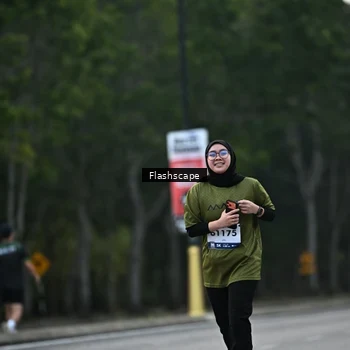 Runner Photo 8366191