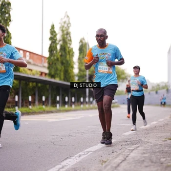 Runner Photo 8366195