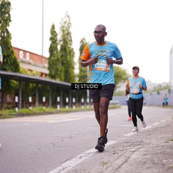 Runner Photo 8366197