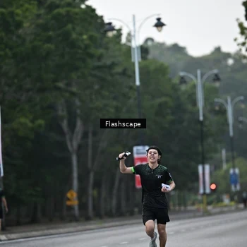 Runner Photo 8366201