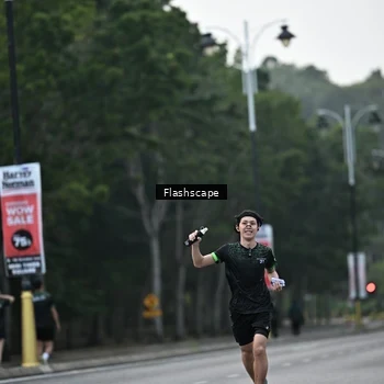 Runner Photo 8366217