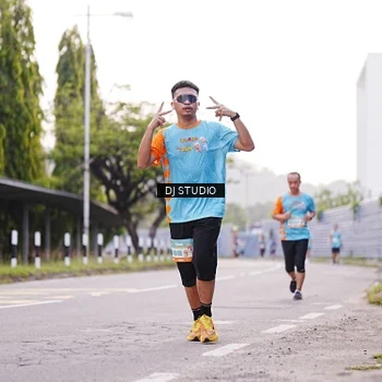 Runner Photo 8366220