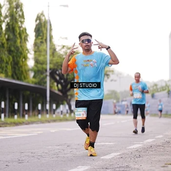 Runner Photo 8366221
