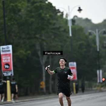 Runner Photo 8366224