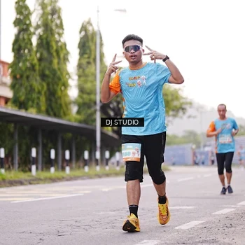 Runner Photo 8366227