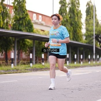 Runner Photo 8366238