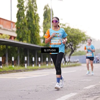 Runner Photo 8366266