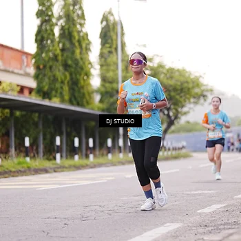 Runner Photo 8366267
