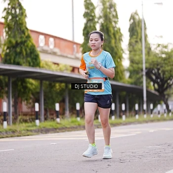 Runner Photo 8366278