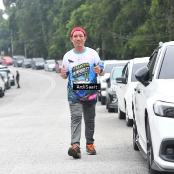 Runner Photo 8366294
