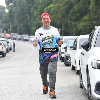 Runner Photo 8366307