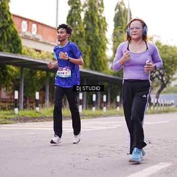 Runner Photo 8366329