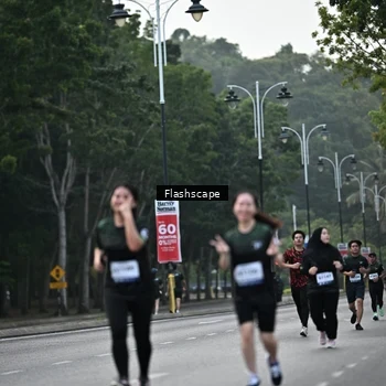 Runner Photo 8366334