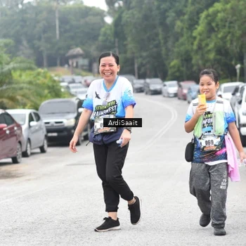 Runner Photo 8366354