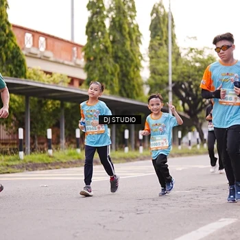 Runner Photo 8366381