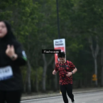 Runner Photo 8366449