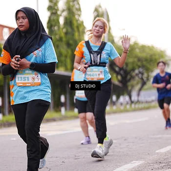 Runner Photo 8366478