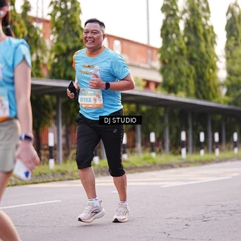 Runner Photo 8366488