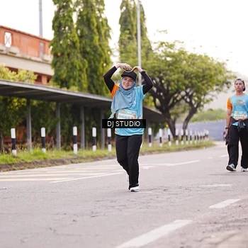 Runner Photo 8366503