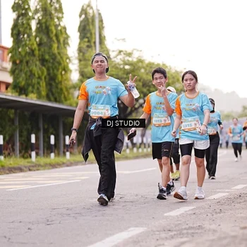 Runner Photo 8366513
