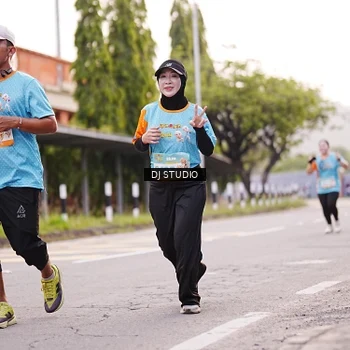 Runner Photo 8366548
