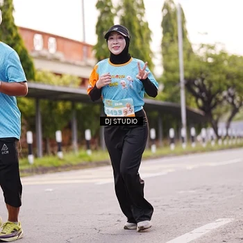 Runner Photo 8366551