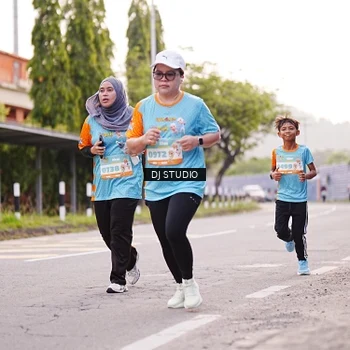 Runner Photo 8366572