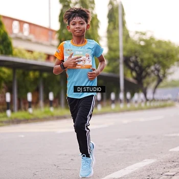 Runner Photo 8366589