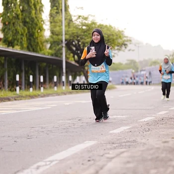 Runner Photo 8366610