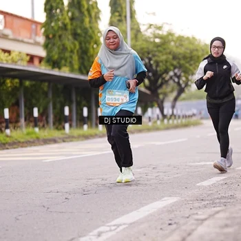 Runner Photo 8366630