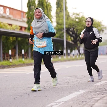 Runner Photo 8366637