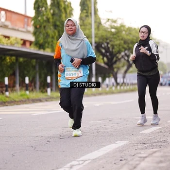 Runner Photo 8366638