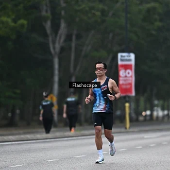 Runner Photo 8366671