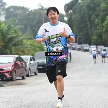 Runner Photo 8366675