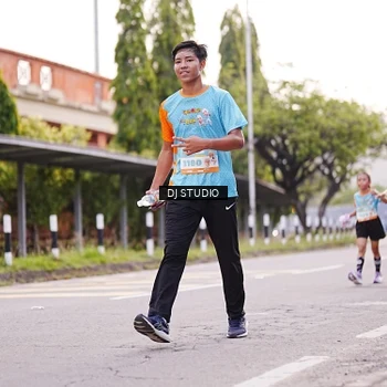 Runner Photo 8366684