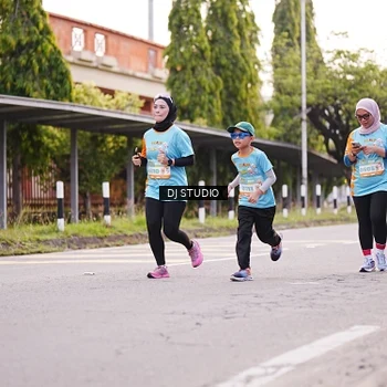 Runner Photo 8366697