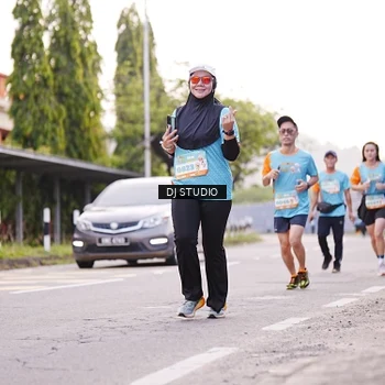 Runner Photo 8366752
